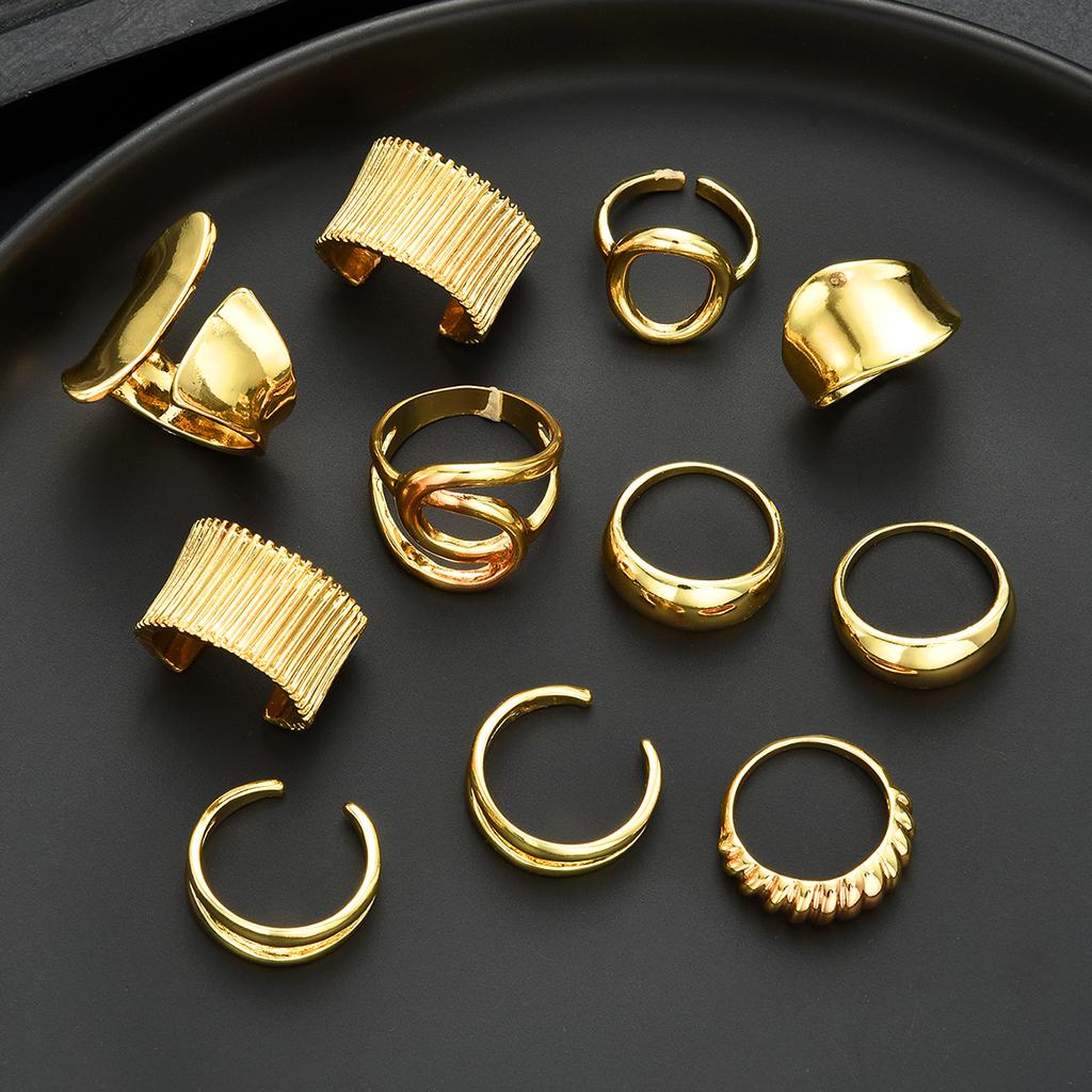 11Pcs/Set Irregular Geometric Hollow Out Rings For Women Exaggerated Smooth Stripe Gold Color Ring Set Party Jewelry Accessories
