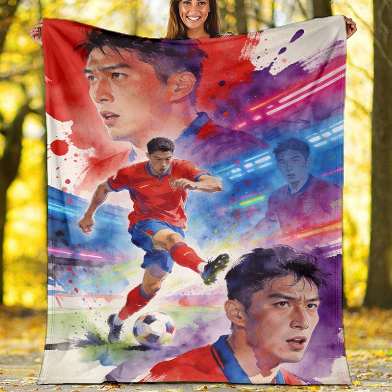 

Soccer Player Watercolor Art Fleece Printed Flannel Blanket, Warm Soft Throw Sofa Bed Blanket 80cm x 120cm