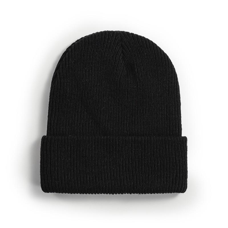 Fashionable Custom Embroidery Logo Solid Color Warm Winter Beanie Knit Hat