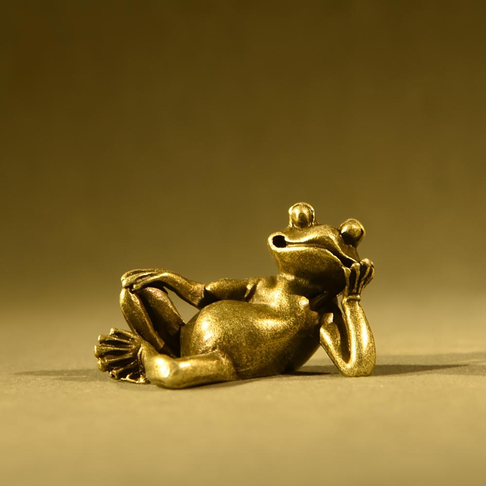 Vintage Bronze Color Frog Incense Holder - Decorative Metal Ornament for Office Desk, Tea Room & Home