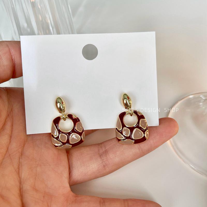 Ретро Геометрические Серьги-Гвоздики с Эмалью Клоазоне и Леопардовым Принтом