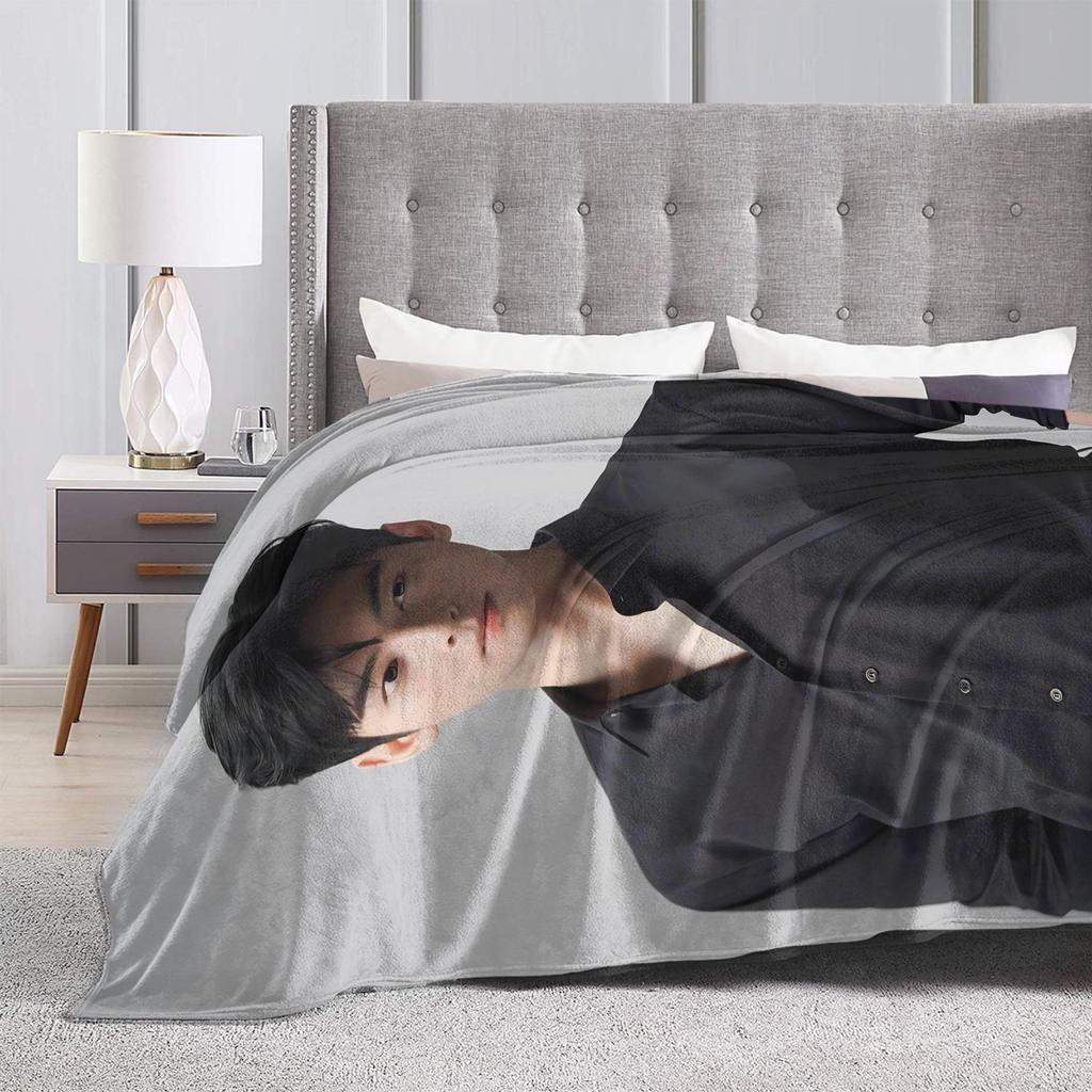 Soft Warm BlanketGirls Boys Travel Cha Eun Woo Throw Blanket Flannel Bedspread For Outdoor Funny Sofa Bed Cover