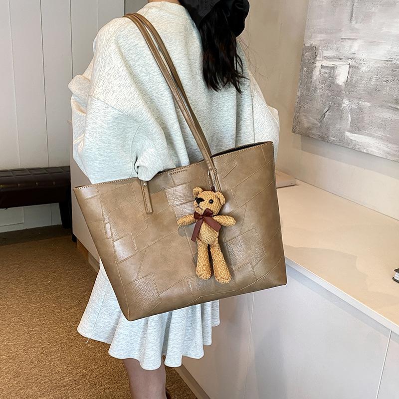 New Shoulder Bag Texture Retro Capacity Stone Pattern Women's Bag Class Commuting Fashion Handbag Tote Bag Women