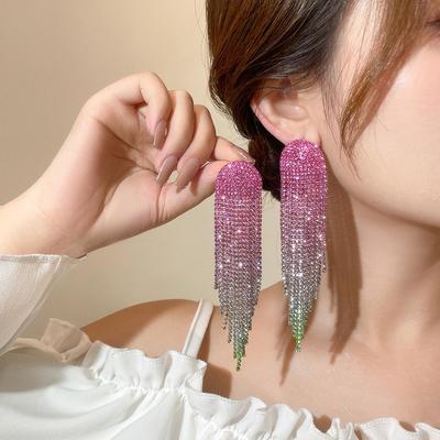 Orecchini con nappe di diamanti sfumati europei e americani per donna - Design di alta qualità