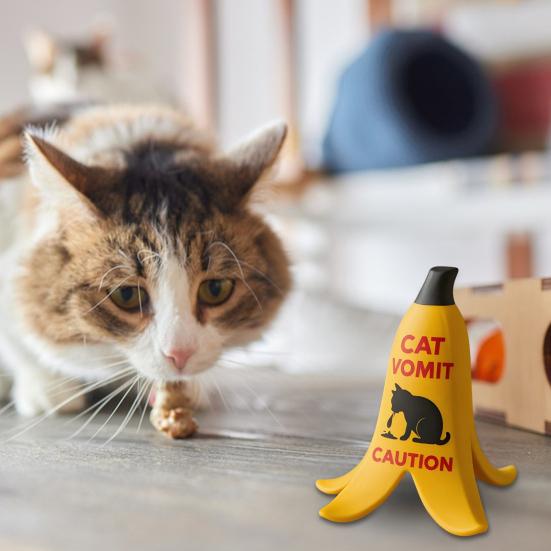 Cat Vomit Warning Sign 3D Banana Peel Cat Vomit Caution Sign Funny Vomiting Cat Desktop Warning Sign Gag Gift for Cat Lovers