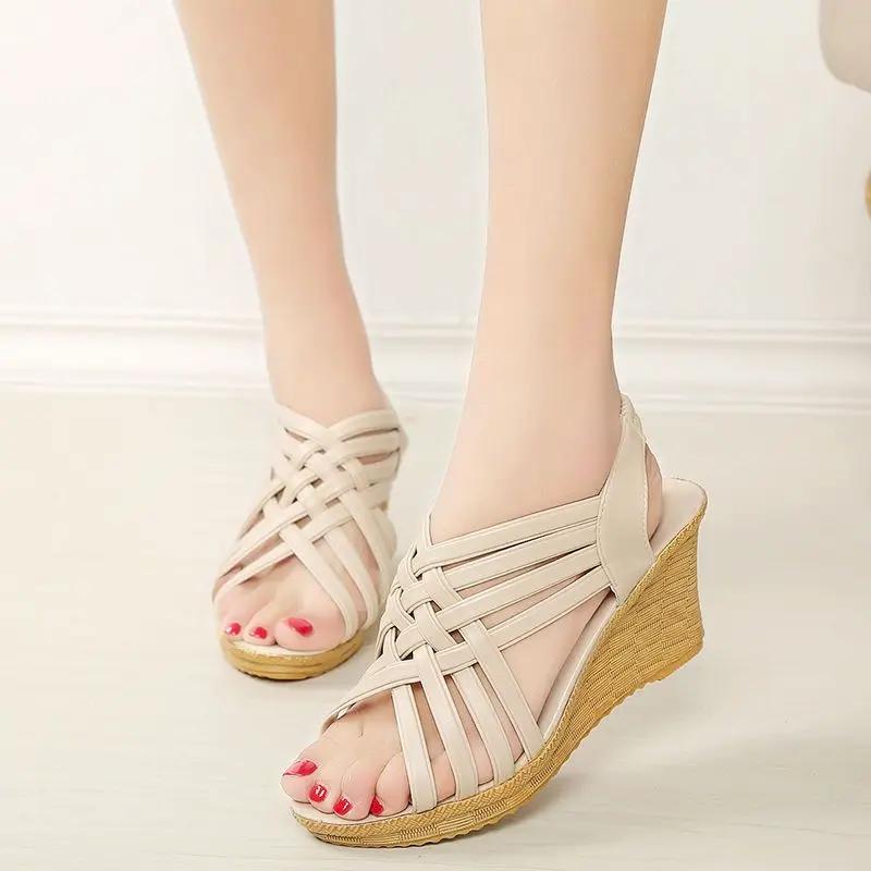 Fashion High Heels Outdoor Ladies Shoes 2025 Trend The Best Sandal Anti Slip Hot Comfort Pvc Vip New Breathable Fashion Women's Sandals