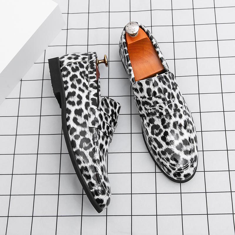 Mode Luxus Herren Lederschuhe Mode Leopard Slipper Bequeme Business Party Slipper Freizeitschuhe für Herren Mokassins Große Größe 38-46