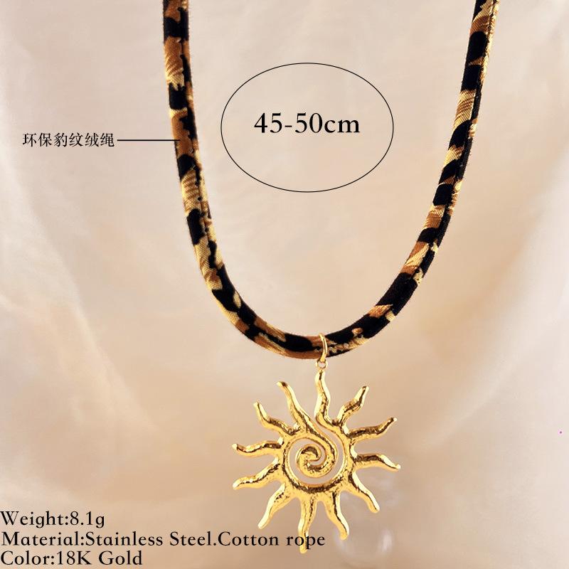 Classic Leopard Print Handmade Spiral Sun Shells Pendant Necklace Women 18K Gold Plated Starfish Imitation Pearl Collar Choker