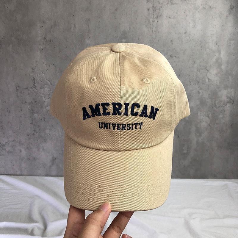 Amer Baseballkappe mit gestickten Buchstaben zum Sonnenschutz und für Freizeitkleidung