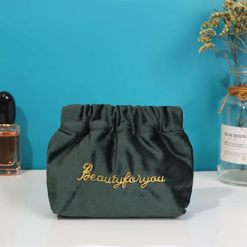 Retro Velvet Automatic Closure Makeup Bag: Multifunctional Portable Lipstick & Touch-Up Storage