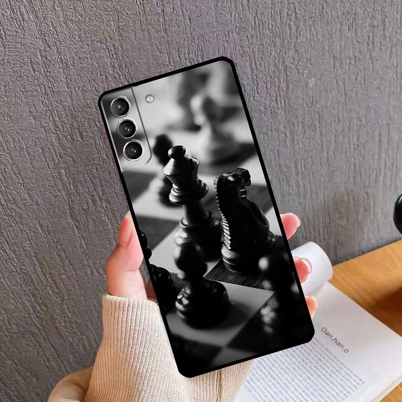 Chess Board Dark Horse Back Case For Samsung Galaxy S23 Ultra S20 S21 FE S9 S10 Plus Note 10 20 S22 Ultra Coque