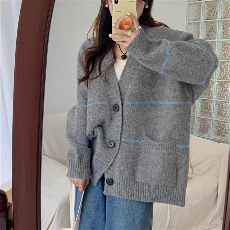 Autumn and Winter New Loose Large Size V-neck Striped Sweater Lazy Style Retro Hong Kong Style Women Wear Casual Coat