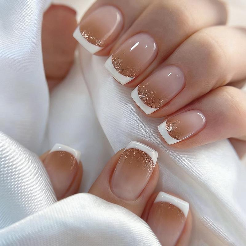24-Piece Gradient French Short Square Nail Tips - Fashionable and Trendy European & American Style