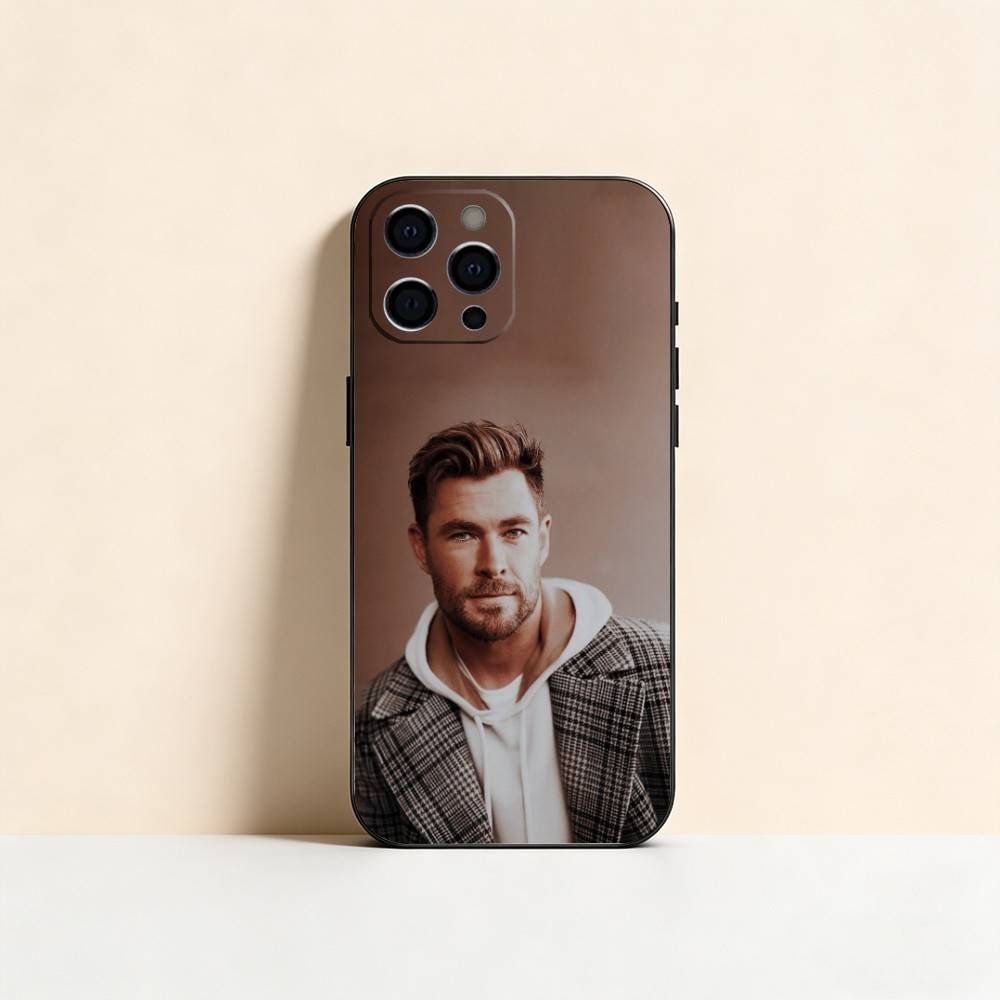 Chris Hemsworth Phone Case Silicone Soft For IPhone 17 16 15 14 13 12 11 X XR Plus Pro Max Plus