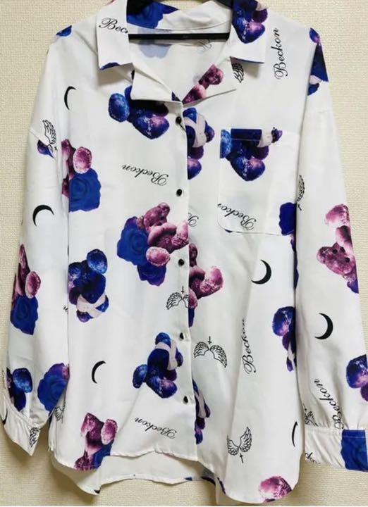 

[USED] Bear Blouse, Long Sleeve, Dreamy Bear Shirt, White, Size M, Tops, Sickly Cute, Dreamy Outlook Style