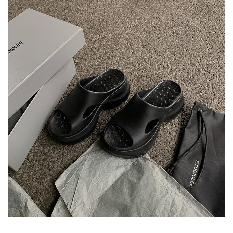 

Premium grape mother thick bottom heightening 7cm slippers women s summer wear ultra-light stepping on shit hollow open-toed cool slippers 40