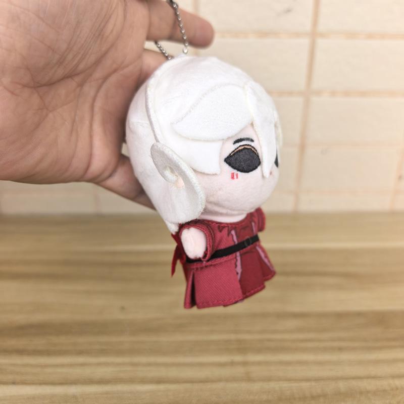 10Cm Adorned With Red Clothes Costume Identity V Mary Bloody Queen Cartoonish Cuddly Companions Backpack Pendant Lovely Animated Gaming Stuffed Doll