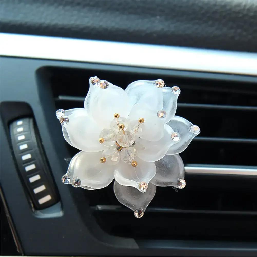 Crystal Lotus Car Air Freshener Clip Car Perfume Clip Aromatherapy Air Conditioning Vent Ornaments Car Interior Decoration