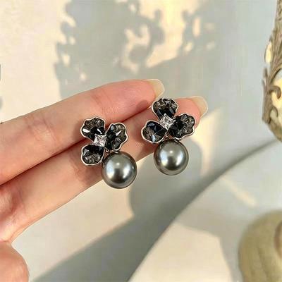 High-End Crystal Flower Earrings with Gray Pearl and 925 Sterling Silver for Women