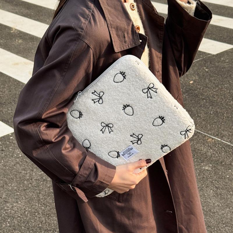 Plush Bow Strawberry Laptop Sleeve Case 13/14 Inch Notebook Bag For Macbook Air Pro Lenovo Hp 11 Inch Tablet Pouch For Ipad