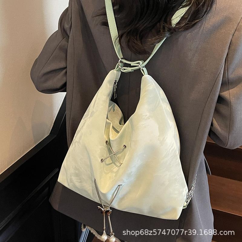 Gentle Texture Simple Chain Shoulder Bag Women's 2025 Spring New Solid Color Ins Messenger Bag Tote Backpack
