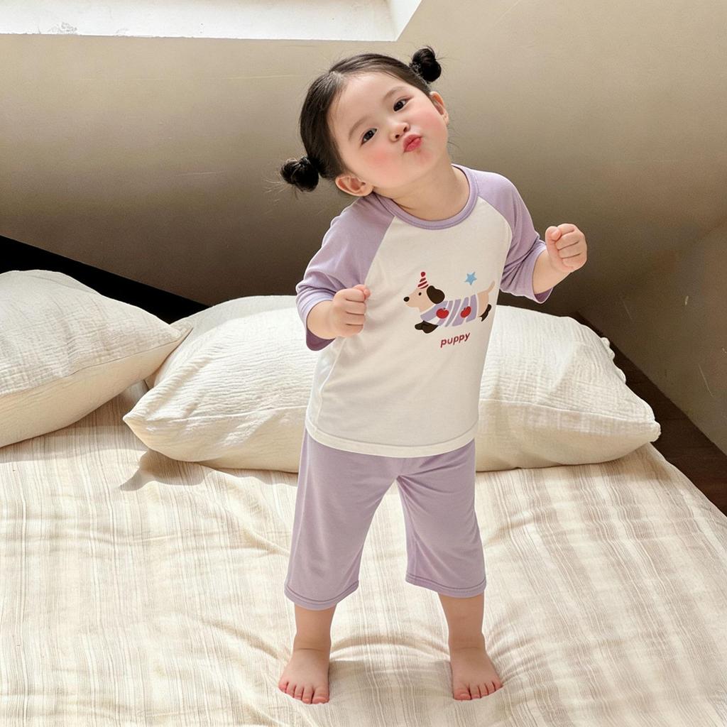 Sommer-Schlafanzug-Set mit Sieben-Ärmeln aus Eis-Seide für Kinder – Süße Loungewear für Jungen & Mädchen