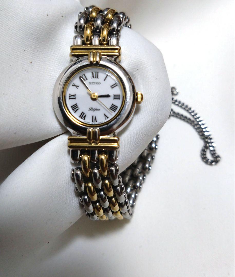 

[USED] Extremely rare SEIKO bracelet watch, Roman numerals, battery operated