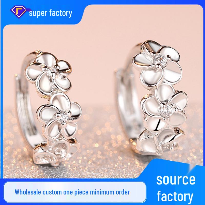 Clips d'oreilles Camélia en Zircon Plaqué Argent Sterling - Boucles d'oreilles Fleur Mode Haut de Gamme