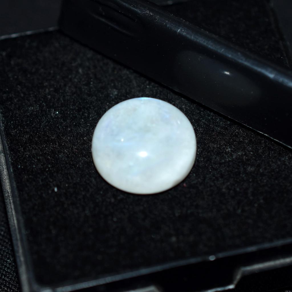 Natural White Moonstone Loose Gemstone 3.15 Ct Round Shape for Jewelry Making and Gem Collections