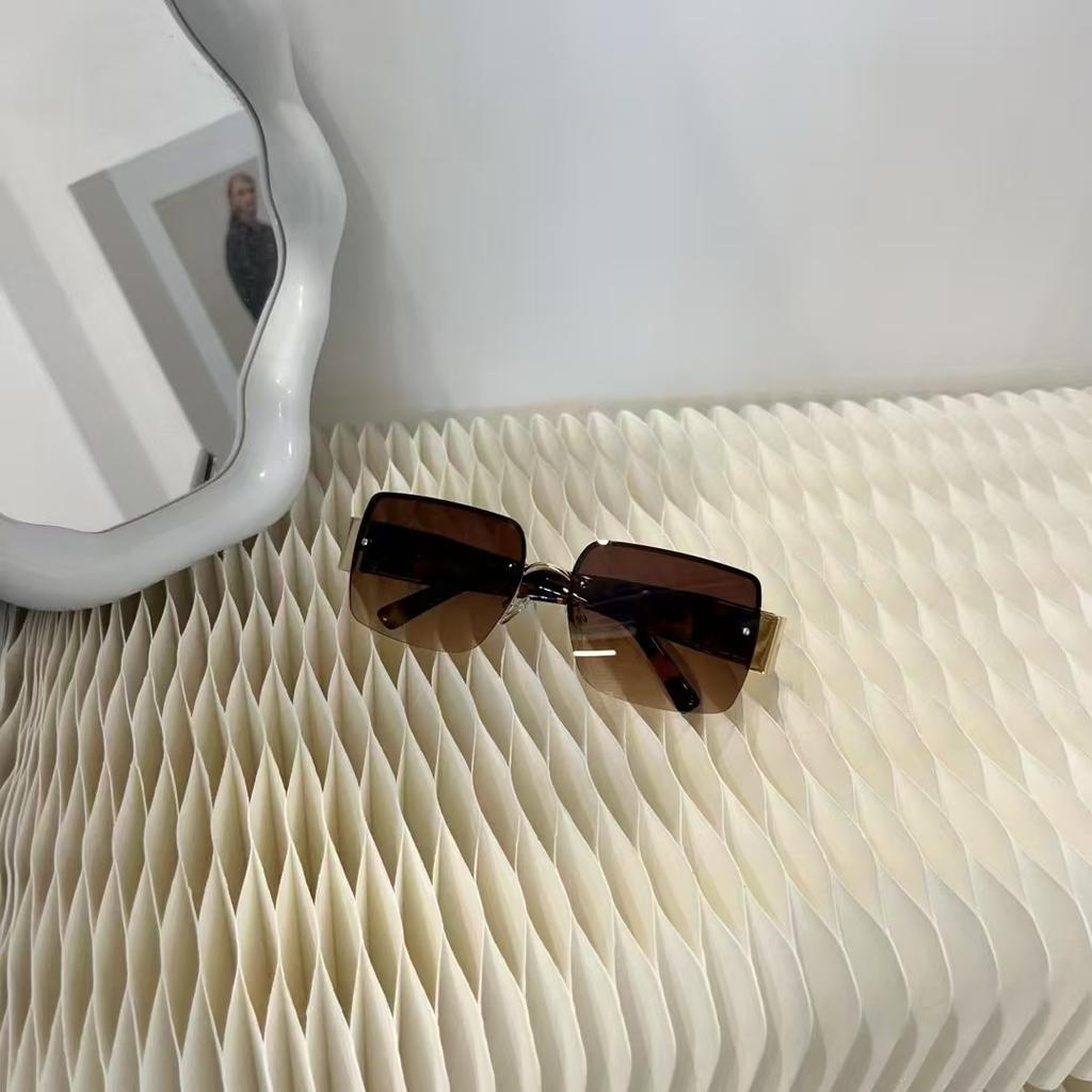 Square Shape Women Sunglasses Korean Fashion Uv Protection Women'S Sun Glasses Travelling Photographing Men Sunglass