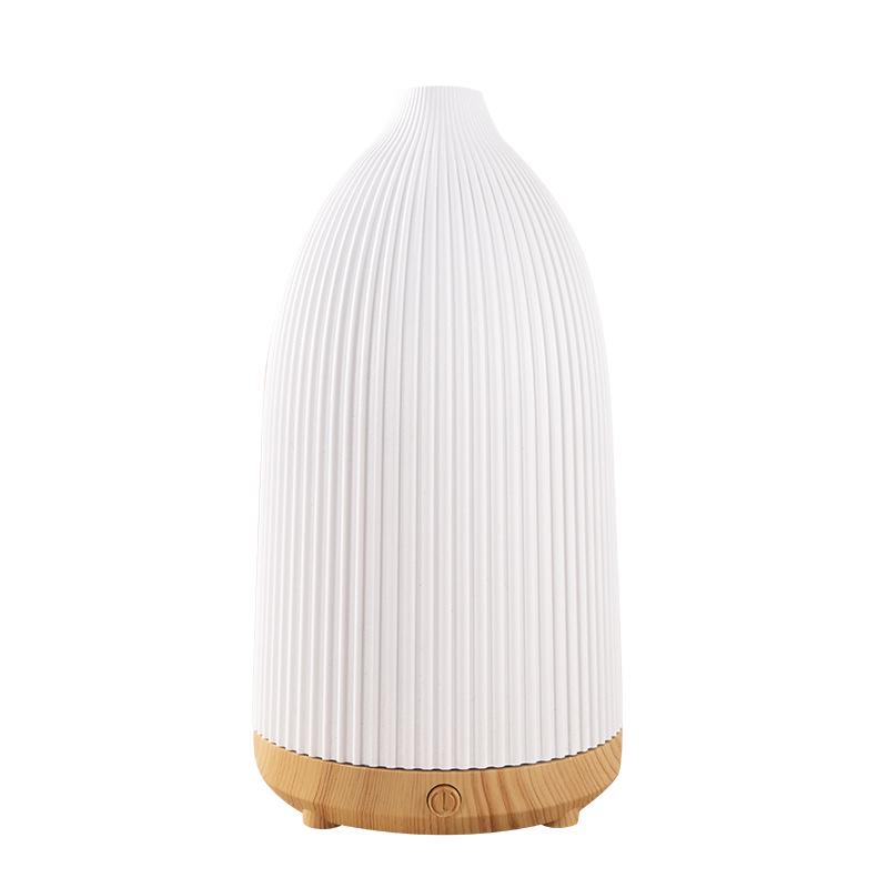 Aroma Diffuser: Automatic Spray Humidifier for Home, Desktop, Bedroom, or Study Room.