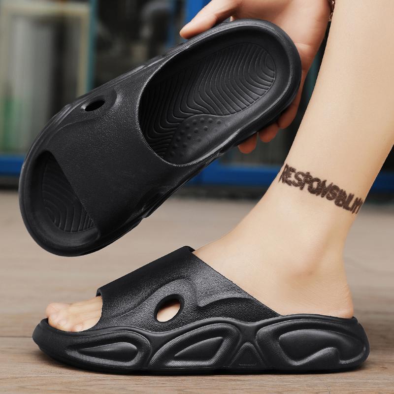 Fashion PARZIVAL Wholesale Summer Slippers Punk Men Slippers High Quality Beach Sandals Casual Shoes Slippers Street Platform Soft