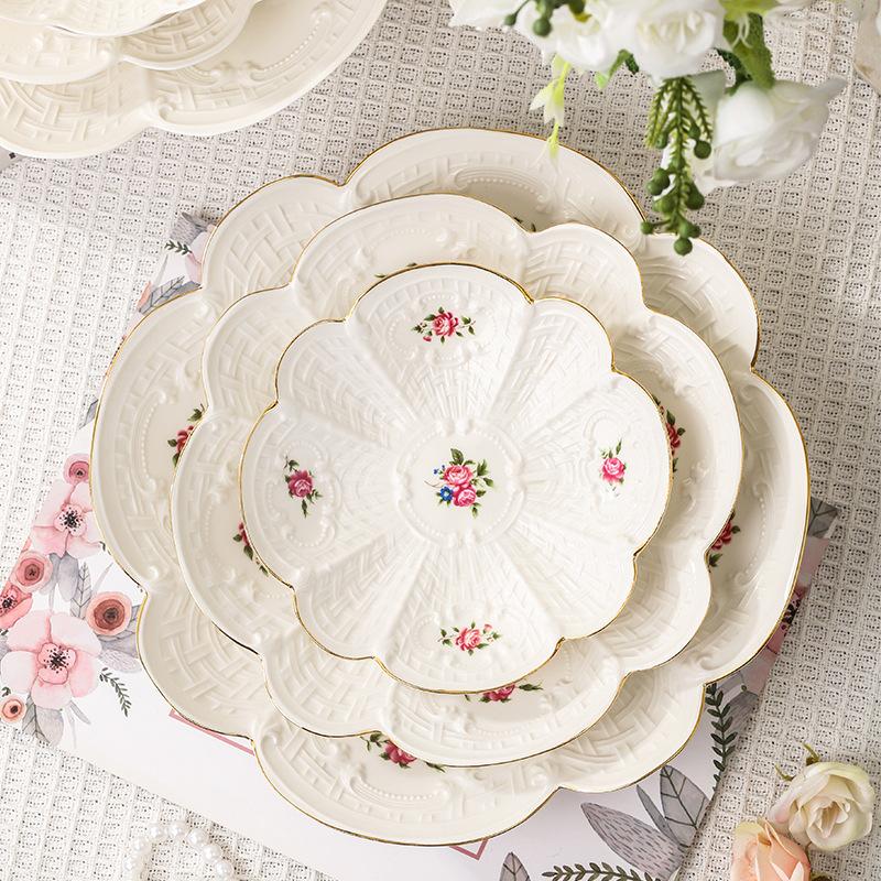 Europejski styl retro dim sum talerz domowy deser ciasto talerz zestaw mały kwiat ceramiczny talerz sałatka owocowa talerz śniadaniowy