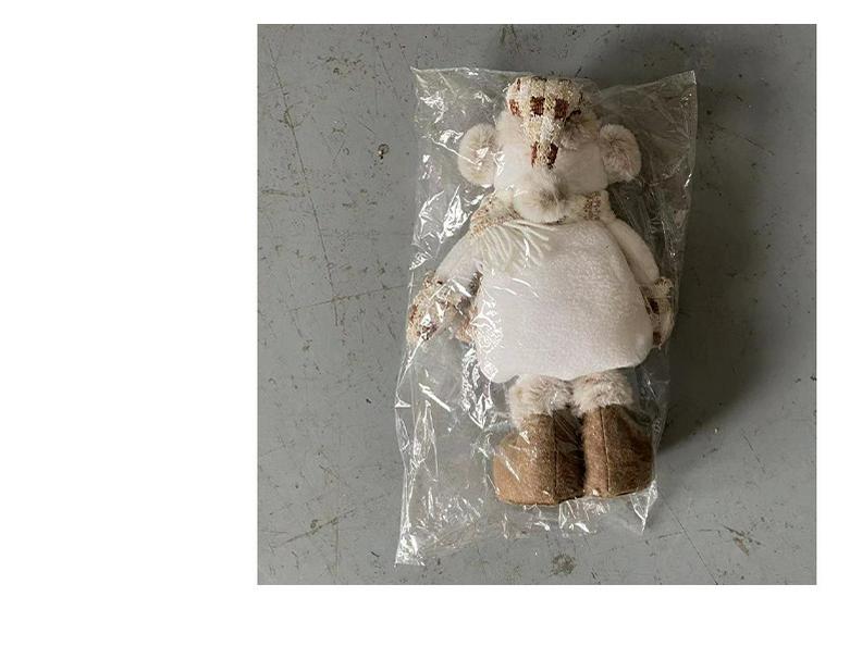 Telescopic Christmas Snowman and Knitted Reindeer Ornaments for Holiday Window Displays