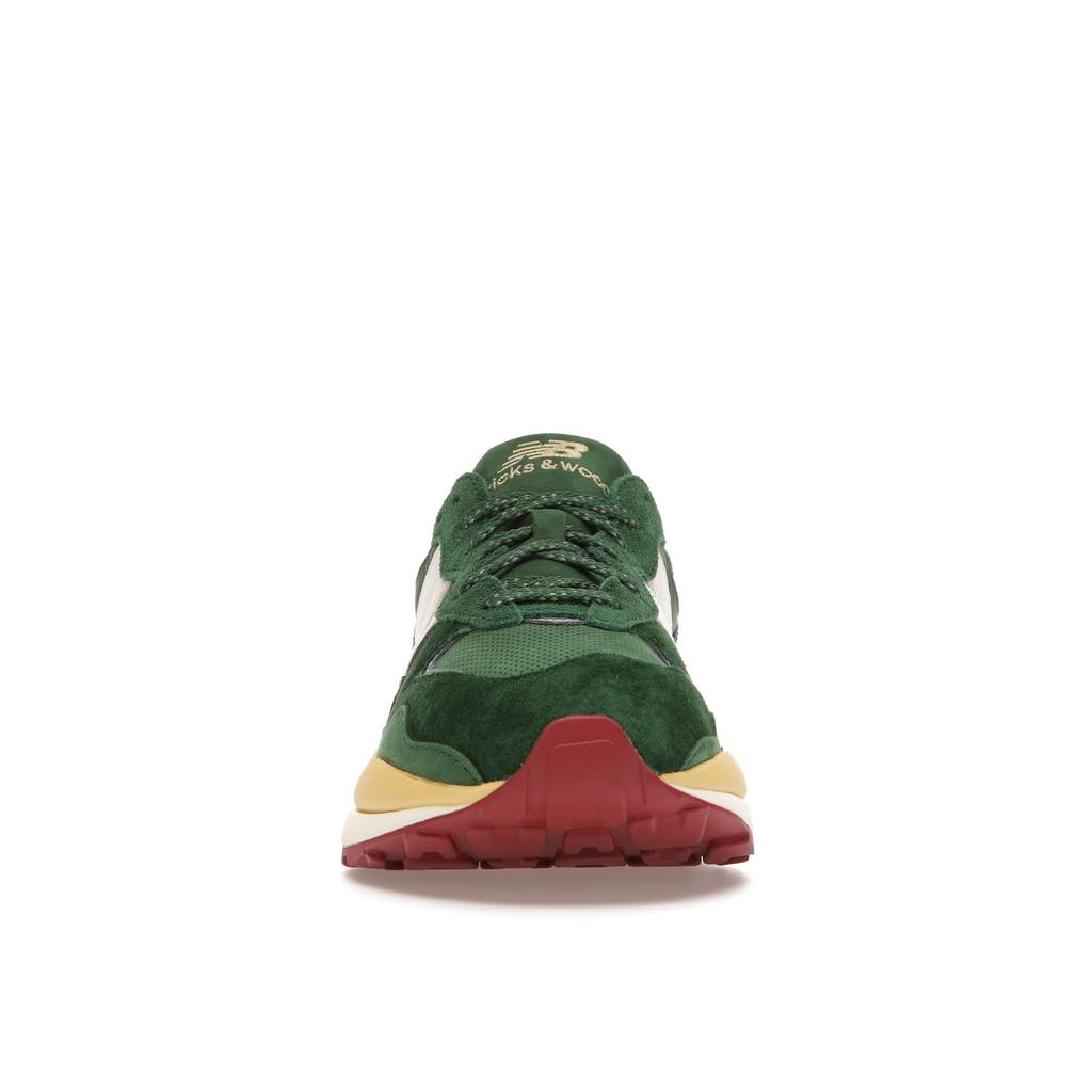 Bricks & Wood X New Balance 57/40 Unisex Sneakers Green White M5740BW