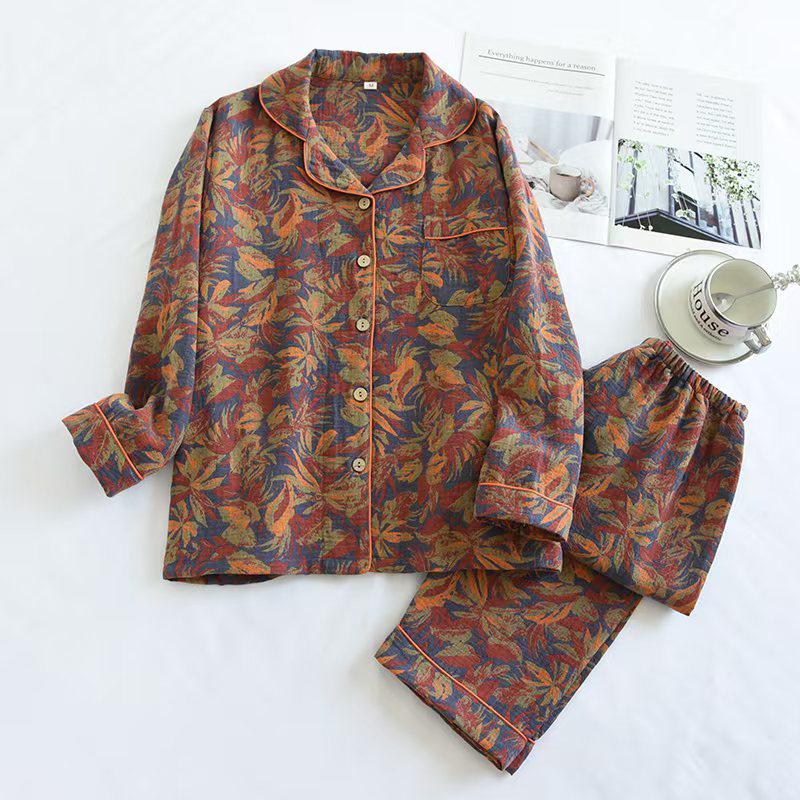 Floral Jacquard Cotton Cardigan & Loungewear Set for Middle-Aged Women