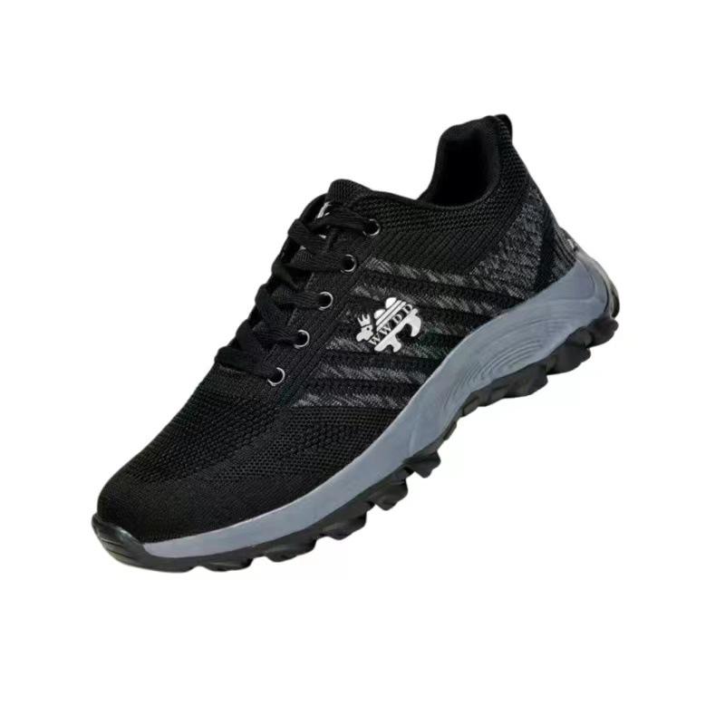 

Чоловіче легке дихаюче туристичне взуття - нековзке, зносостійке взуття з низьким верхом для людей середнього та літнього віку. 40 чорний