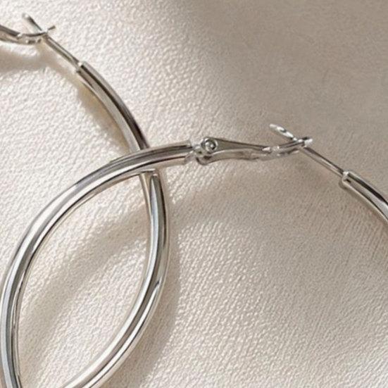 1 Pair Thick Chunky Hoop Earrings for Women, Large Round Circle Hooped Earrings, Hypoallergenic Lightweight Jewelry Gift