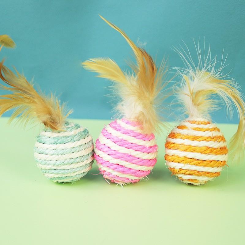 Funny Interactive Indoor Cat Scratcher Feather Mouse Toy Feather Sisal Ball Interactive Cat Toy for Kitten Kitties Pet Chew Toys