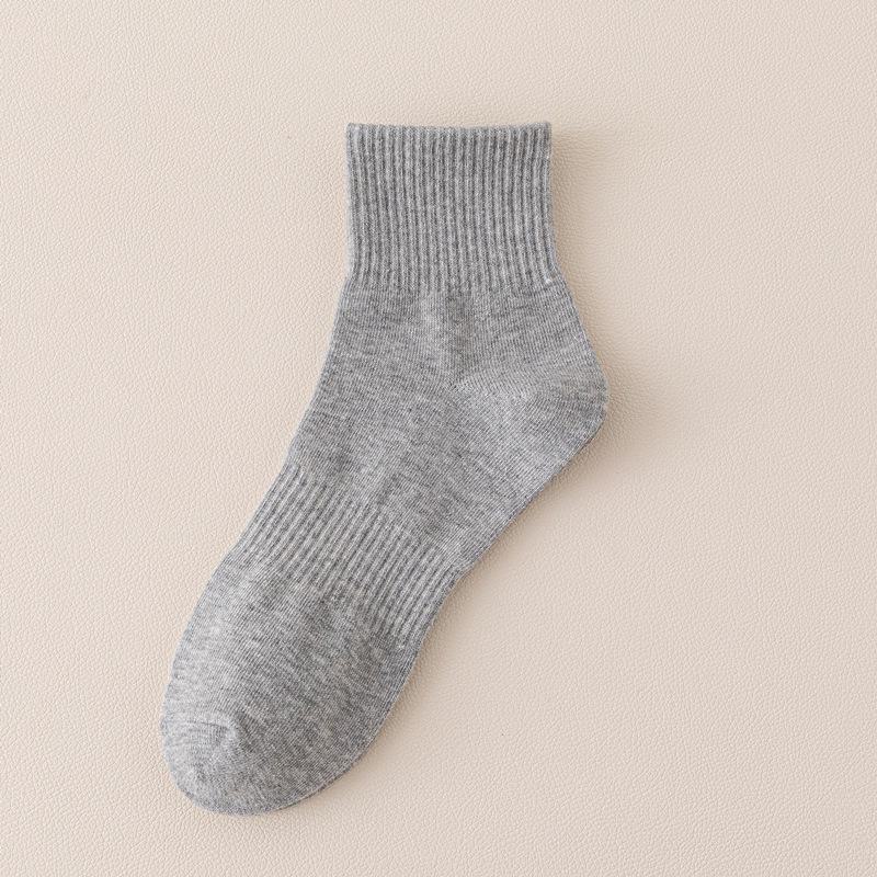 Men's and Women's Breathable Cotton Socks - Summer Short & Mid-Tube, Sweat-Absorbent, Sports & Casual, Small White Socks