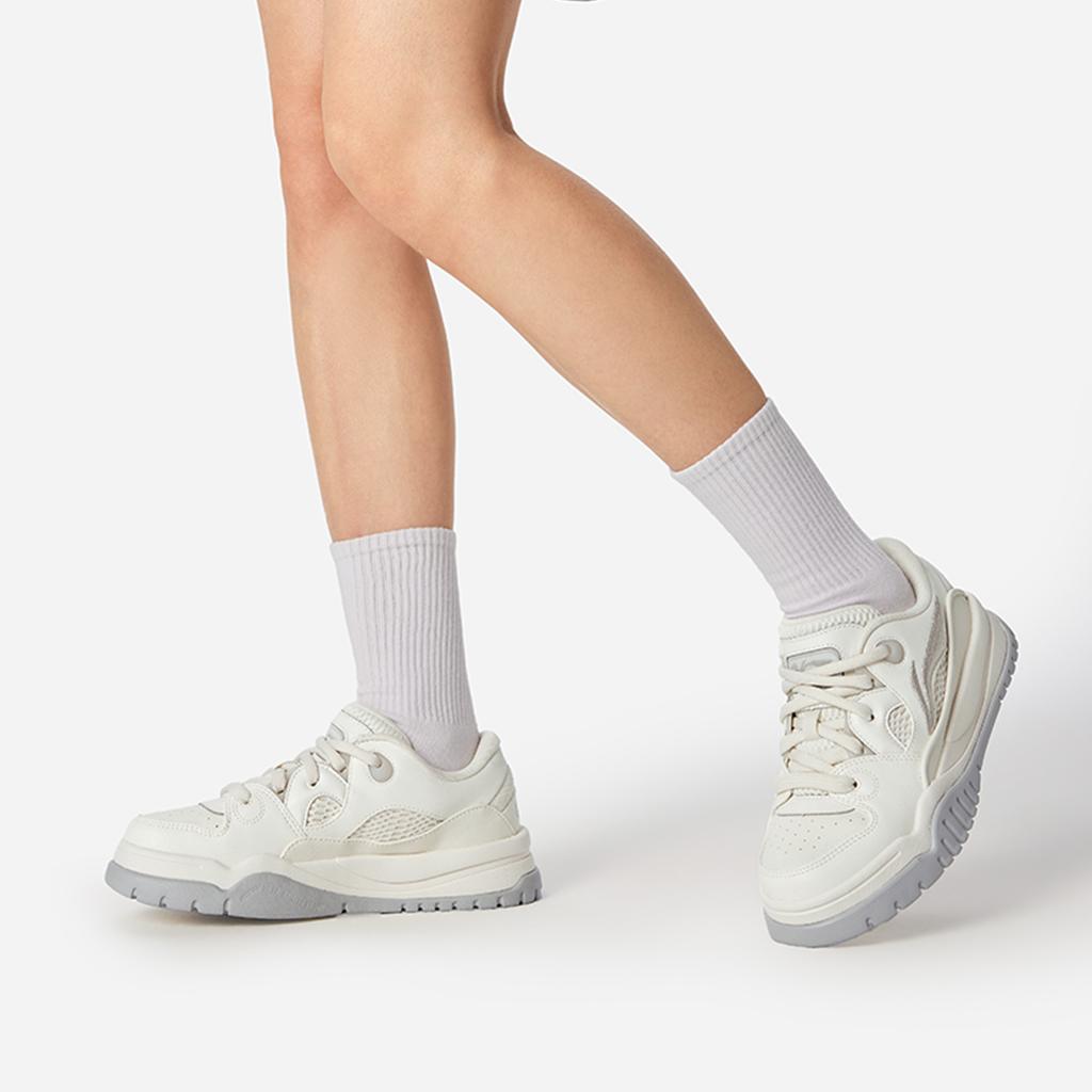Li Ning Tide Jump Soft Elastic Comfortable Fashion Classic Sports Rebound Thick Sole Height Increasing Sneakers Women sneakers AGCW134-1