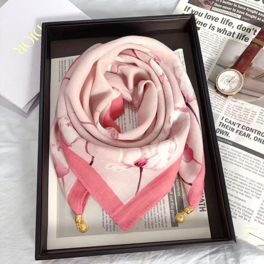 Winter Warm Scarves, Shawls, Classic Plaid Straps, Cardigans, And Warm Blankets For External Use
