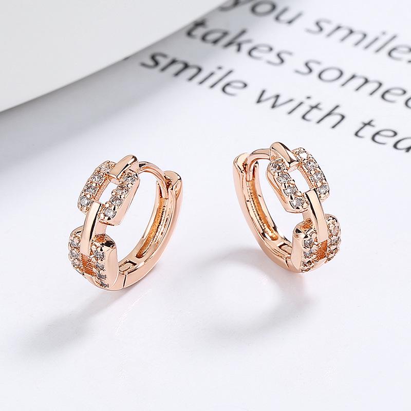 Diamond-Inlaid Geometric Chain Earrings: Trendy, Simple, Versatile, and Perfect for Sleeping Without Removal - Summer Fashion for Women.