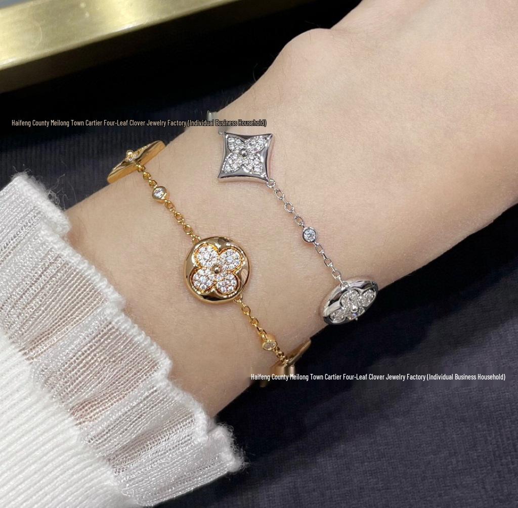 Luxusní sada náhrdelníku a náramku LV Clover & Flower z perleti