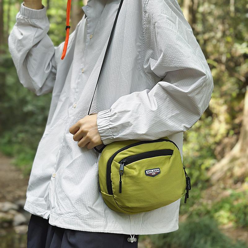Korean Version of Simple Trendy and Cool Commuter Travel Men's Andsmall Square Bag Literary and Versatile Labeling Single Shoulder Messenger Bag Women
