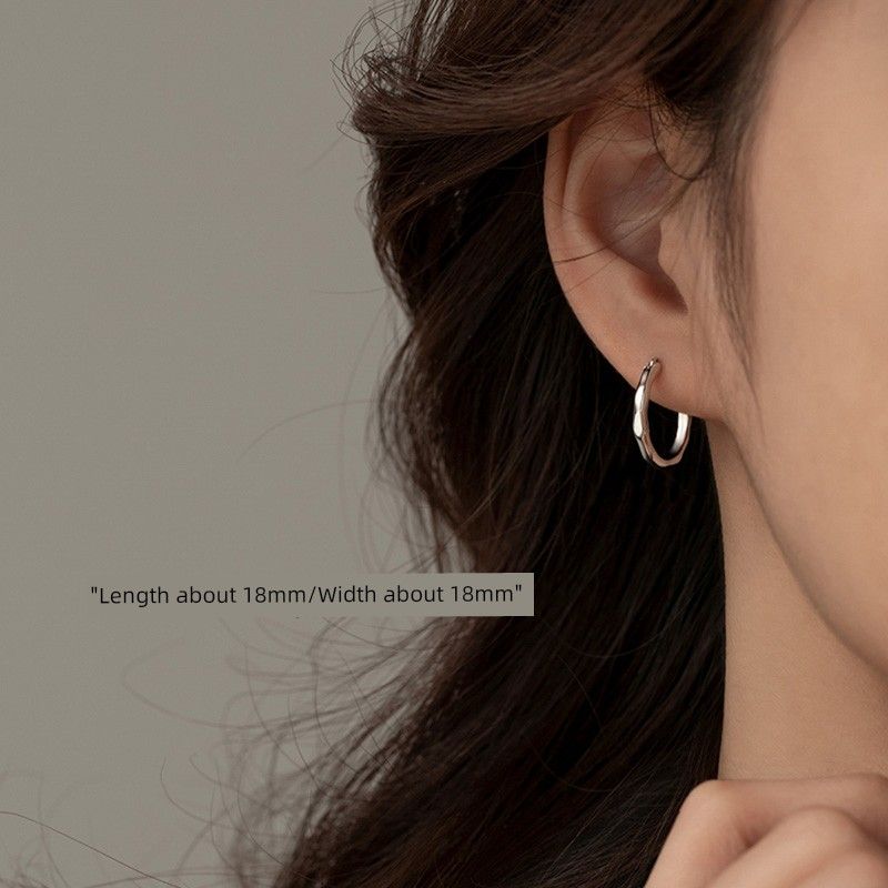 

Xiangnan 925 Silver Ladies Niche Style Fancy Circle 925 silver circle earrings (two price)