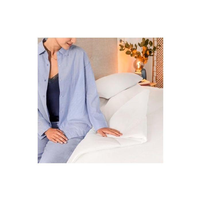 Couette - CECOTEC - Flow ComfortCloud 3000 - 150 x 220 cm - Hypoallergénique - Lavable à 30°