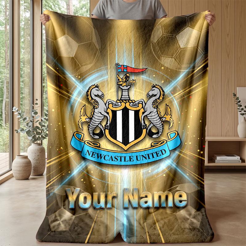 Coperta in Flanella Personalizzata con Nome Testo Newcastle United FC Logo Calcio Coperta in Pile Personalizzata Regalo Speciale per Divano Camera da Letto Casa
