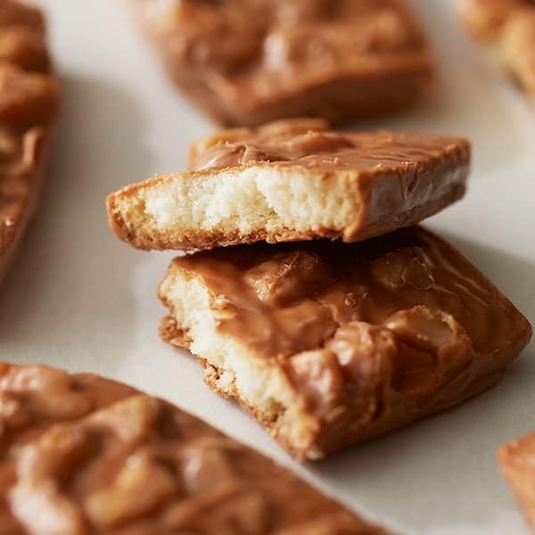 YOKUMOKU Sweets Sweets Gift Western Sweets Assortment Present Cigar Individually Wrapped Bateau De Macadamia 16 Pieces