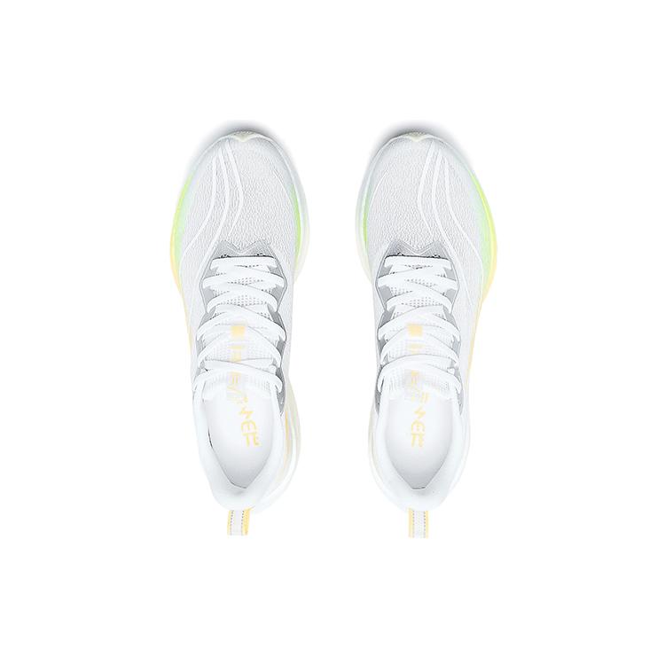 LiNing Red Hare 6 Pro Shock Absorbers Slip Resistant Abrasion Resistant Low top Sprint Running Shoes Women's White ARMT014-1